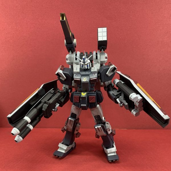 サンダーボルト版フルアーマーガンダム