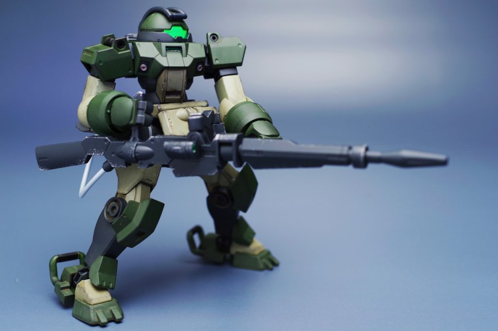 ポーズ2最後までご覧いただきありがとうございました!※自分用メモタミヤアクリルXF-5(フラットグリーン)XF-14(明灰緑色)水性ホビーカラーH-87(メタリクレッド)H-513(ジャーマングレー/ドゥンケルグラウ)タミヤエナメルX-1(ブラック)X-11(クロームシルバー)Mr.ウェザリングカラーWC03(ステインブラウン)WC04(サンディウォッシュ)WC08(ラストオレンジ)タミヤウェザリングマスターBセット