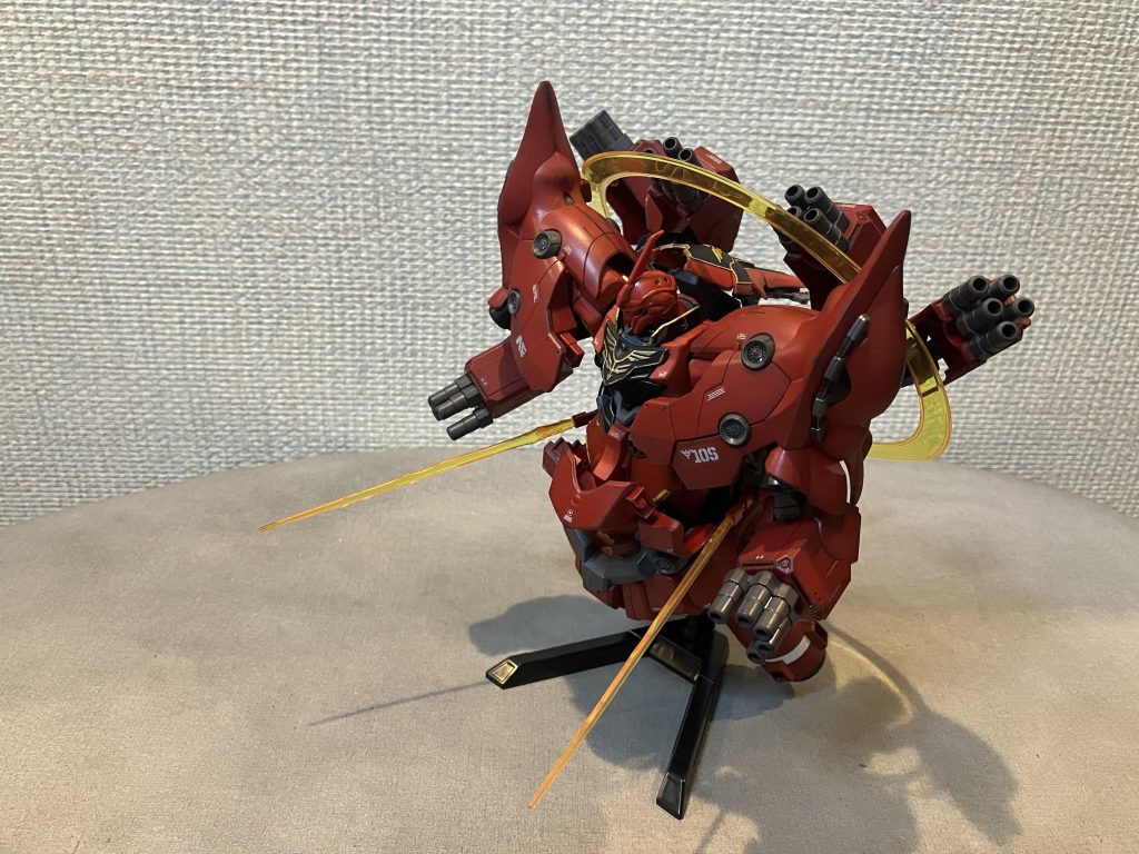 成形色に軽くウェザリングしてつや消しで仕上げました。