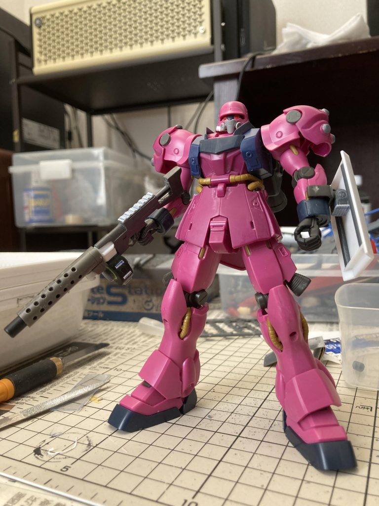 塗る前ばこんな感じでした。筆塗りをトライしたのですが、恐ろしく塗料が乗らず、仕方ないのでスプレーで。結果オーライ。ご覧頂きありがとうございました。