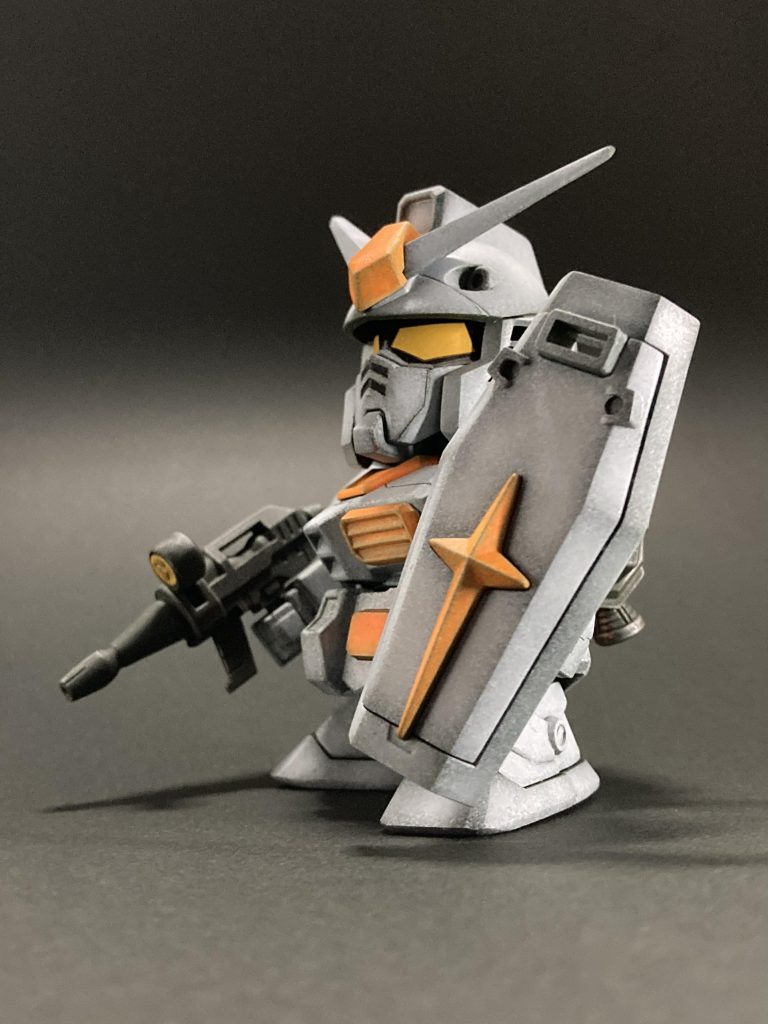 SD RX-78-2ガンダム冬季迷彩–2枚目/制作者:@jiyu_nitsukuruきあい模型