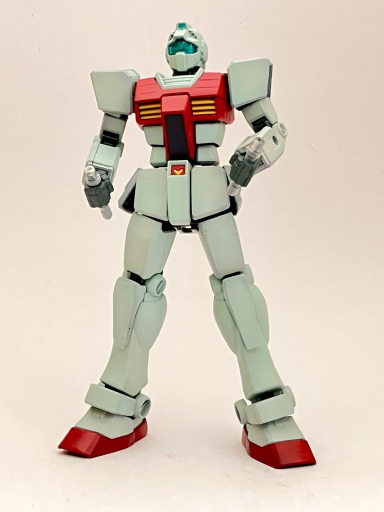 GM/GMのヘッドをつけて、フンドシまわりとスネパーツを触ってますヘッドは角を落として丸みをつけてます