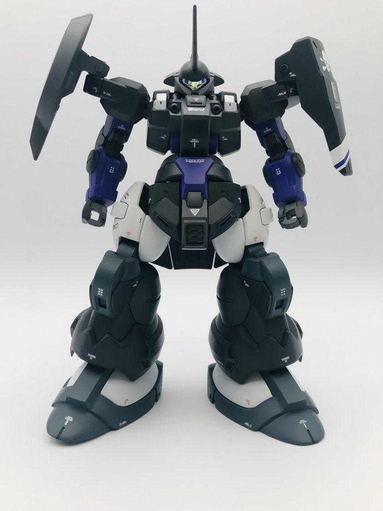 キットの足は旧キットリックドムIIの物に変更。