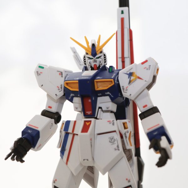 簡単フィニッシュでなんちゃってRG風 福岡νガンダム