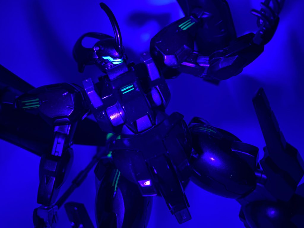 メインカメラとシェルユニット光らせました