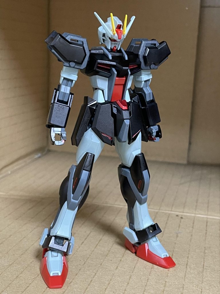 ガンダムマーカーのブラックを使って塗装しました可動域等の改造はしてません