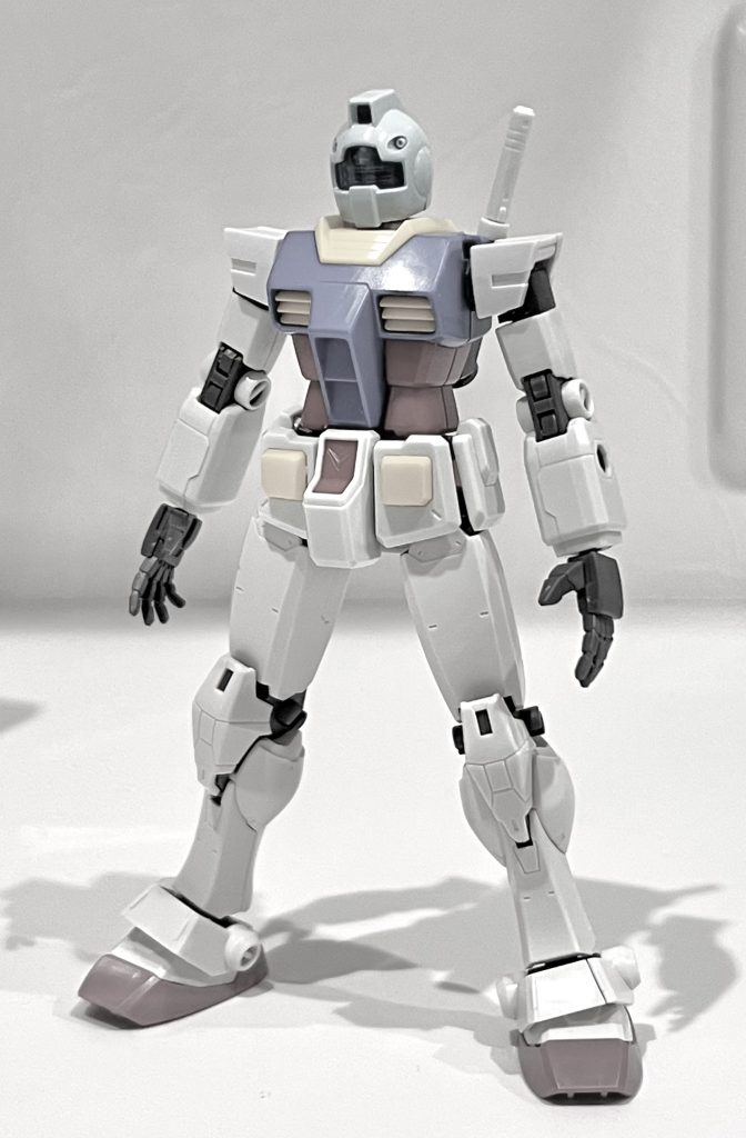 リバイブ+ビヨグロによるヒョロ弱ジム肩にコアガンダムを使用しましたが、いい感じに肩幅狭くなりました