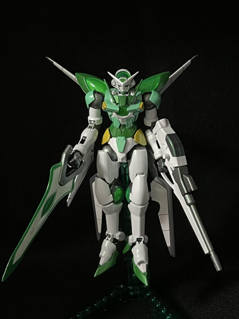 正面から。全体のバランスがとても良く見えますね。