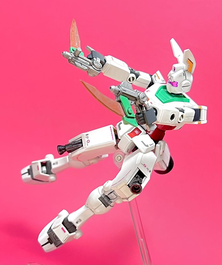 回避しながらの銃撃!身軽な動きが信条です