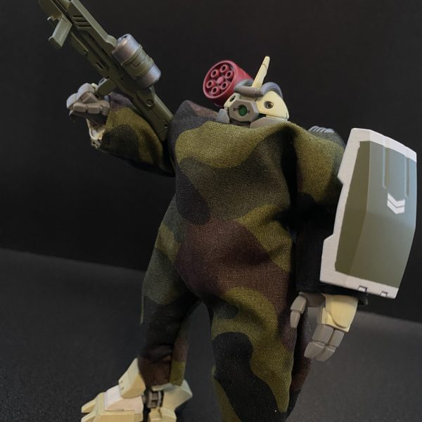 チュチュ専用デミトレーナー　森林用迷彩服装備