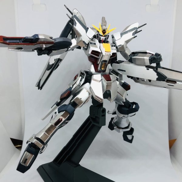 ホロウフリーダムガンダム