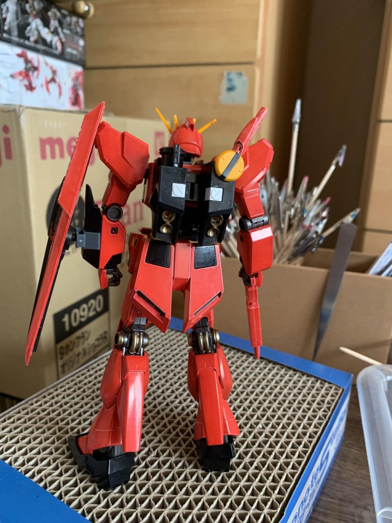 サザビーカラーのνガンダム–3枚目/制作者：アイアンビリー