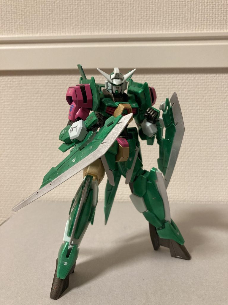 白サフを使って明るい色に仕上げました。