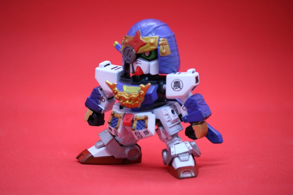 レジェンドBB武者ガンダムをベースに、隠密ガンダムを製作してみました。