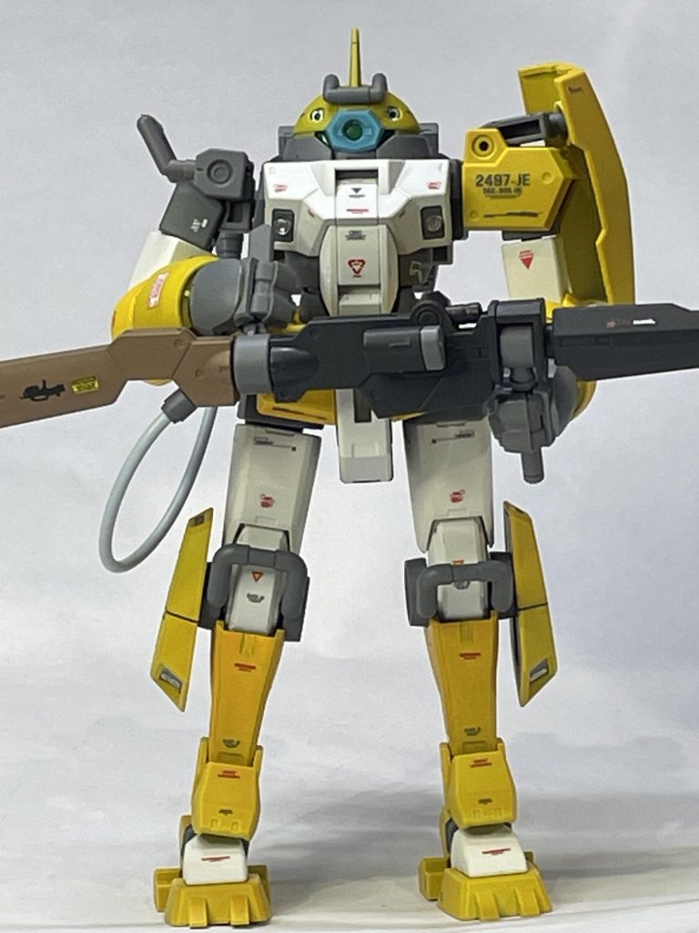 最新プラモデルだけあってスムーズに組めるし合わせ目なんてゼロに近い構造でした。デザイン的にデミトレーナーは好きなのでMGサイズとかあったら欲しいです。