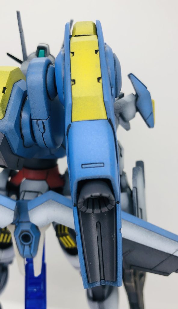 合わせ目処理のため後ハメ加工後に塗装しました✨バーニアはビルダーズパーツの物に変更。