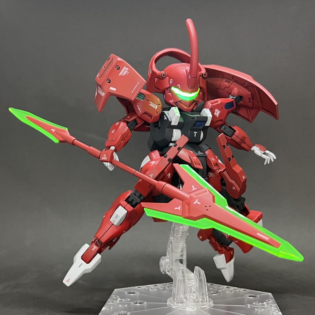 パケ絵っぽいポージングです。今回は可動域も殺さずにすみました。