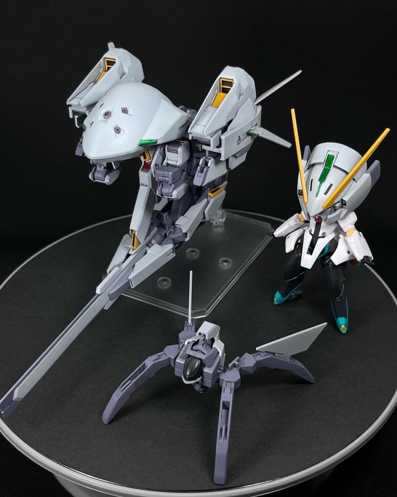 MA形態です。頭部収納は無理です😅MS形態の余剰パーツでもサブメカになります。