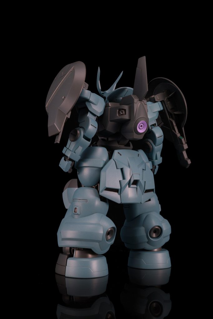 基本色は水性ホビーカラーを使用しました。