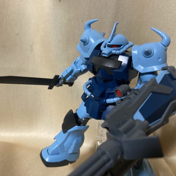 今年最初の機体は「グフカスタム」！