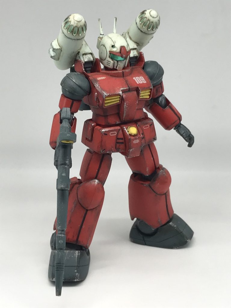 私のガンプラ復帰はたしか6年〜7年前なのですが、hgucシリーズが発売した当初、ガンキャノン、ザク3改などの初期hgucは数体買ったのですよね買ったときは作るつもりだったのですが…結婚を機に転職したり(私20代前半の頃は某有名な夜の繁華街で働いてたので、高給でしたがずっと続けられる仕事ではないと転職を決断しました…)子供が生まれたり色々忙しくなり15年近く積んだままになってました…😅また自分語りしてるよコイツwww