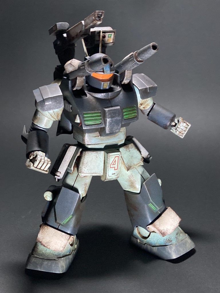 ウェザリングは油彩こげ茶ウォッシング、チッピング、軽くシルバードライブラシ。足元にダークイエロー垂らし。目元は蛍光オレンジを塗りました。