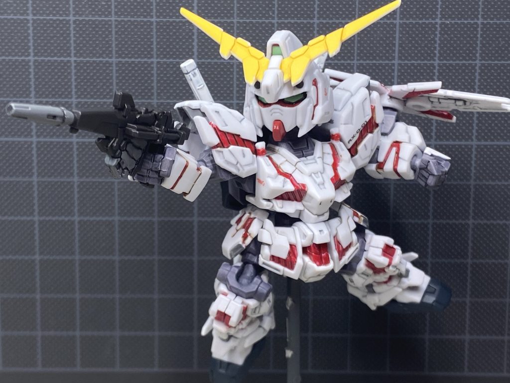 リゼルの時に作った簡単スタンドがあると、遊べます。