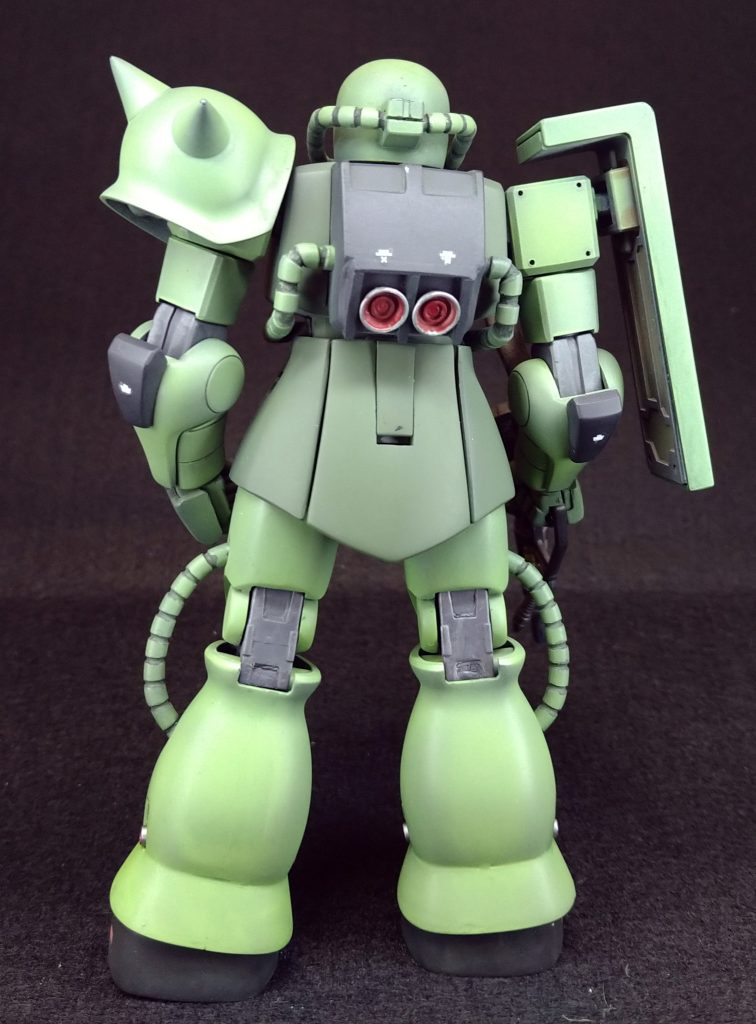 ランドセルがつるんとした形状だったので薄めのバーニアを取り付けてみました。当初考えていた形状からいまの形に変更しました。こちらのほうがしっくりきた気がします。