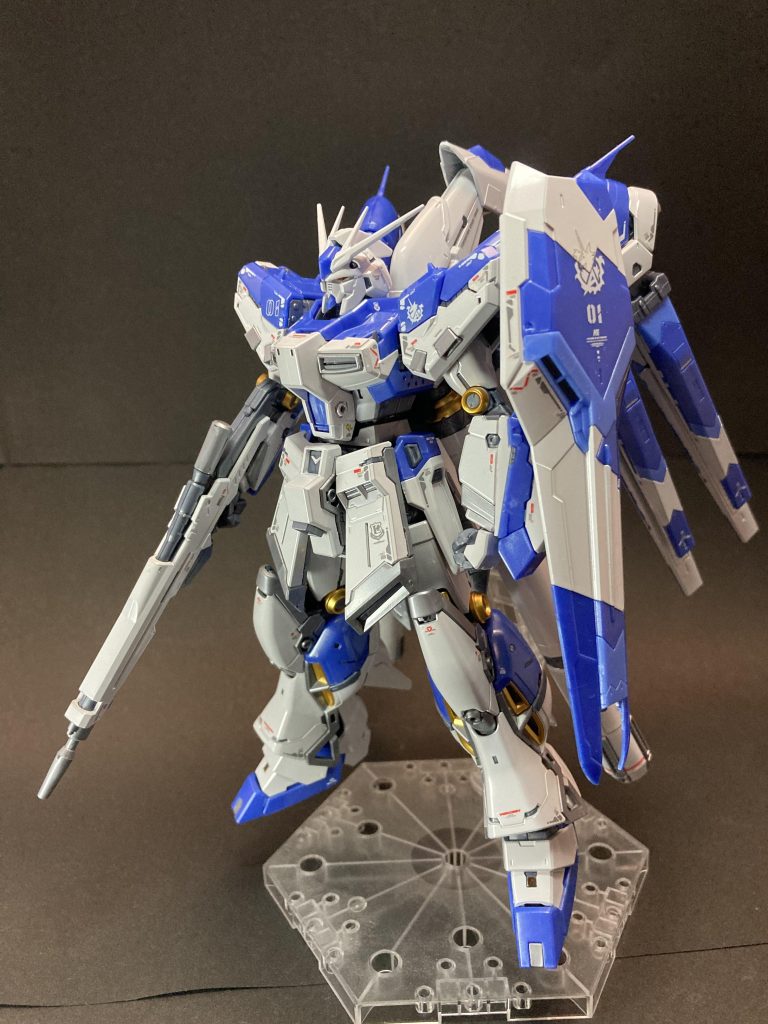 ゲートはほぼニッパーのみの仕上げです。なのでゲート跡は残ってますが、合わせ目などはあまり気にならないデス