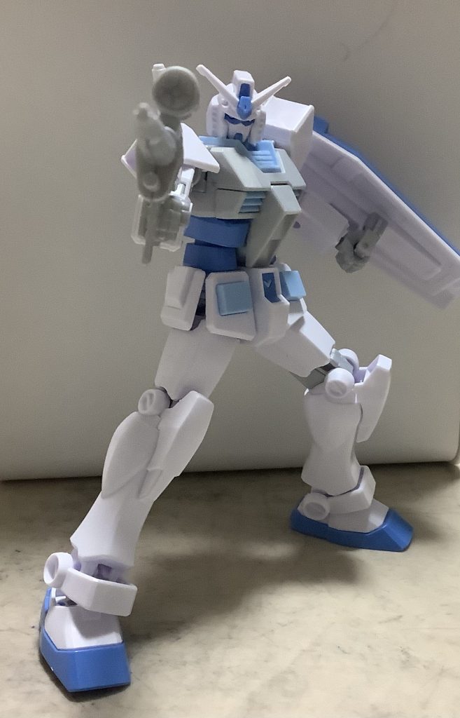 ランナー数が少なく手組みやすい。そしてかっこいい。さすがEGですね。では最後にポーズつけて。ありがとうございました。