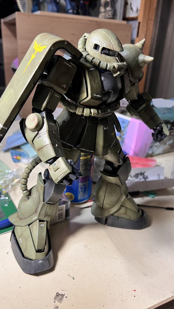 PG ザク なんちゃって鋳造塗装–4枚目/制作者：TK