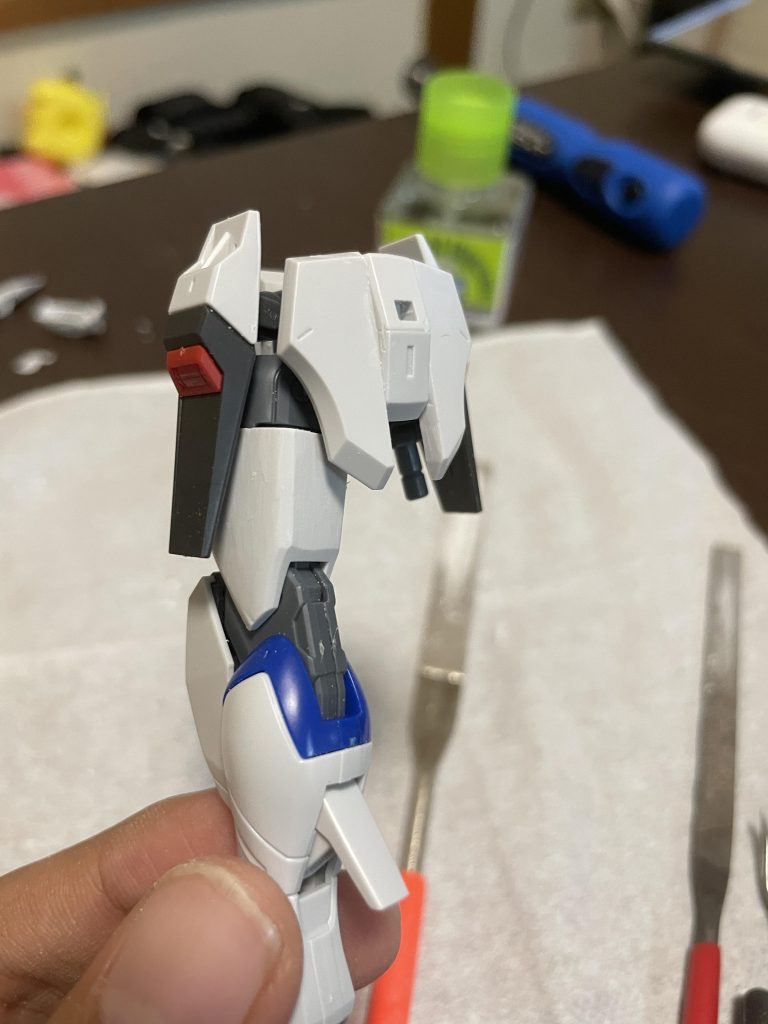 アーマーは前後共に放送当時のHGから移植。