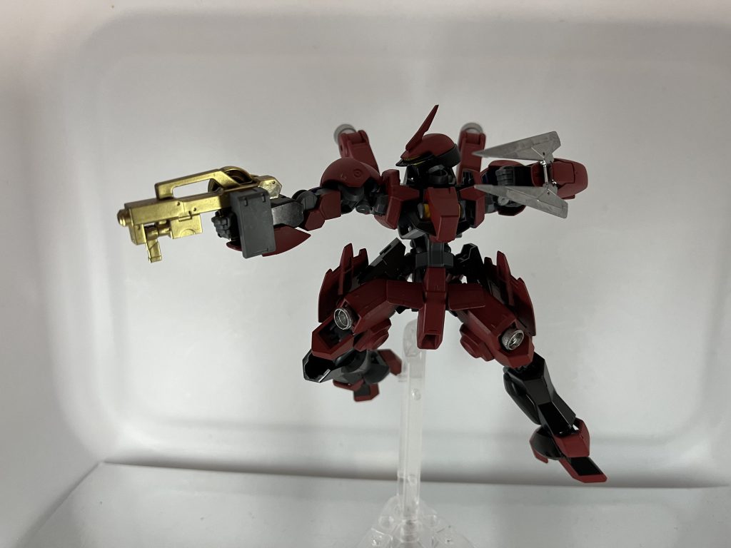 下地にホワイトサフして乾燥⇨シタデルベースレッドで筆塗りして艶消しスプレー黒部分はベースブラックがなかったのでラッカー塗料を使用