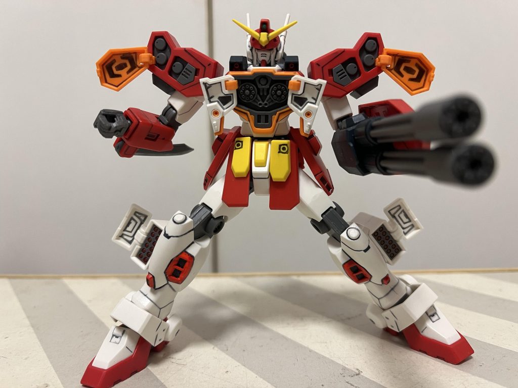 ヘビーアームズの代名詞、フルハッチオープン!