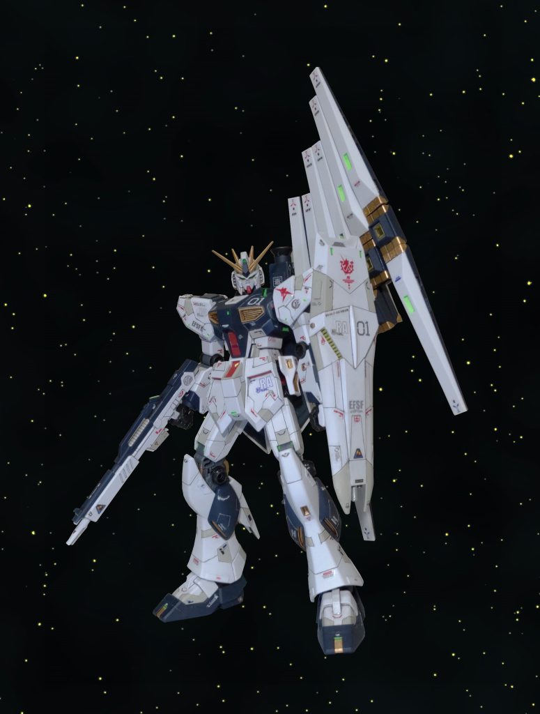 10年ぐらい前に、G.F.Tに行ったときに購入したHGからバズとファンネルを奪いました。膝回りの色分けは、HGより良くなっていました。ファンネルのスジボリはx6と思うと気が乗らず挫折。