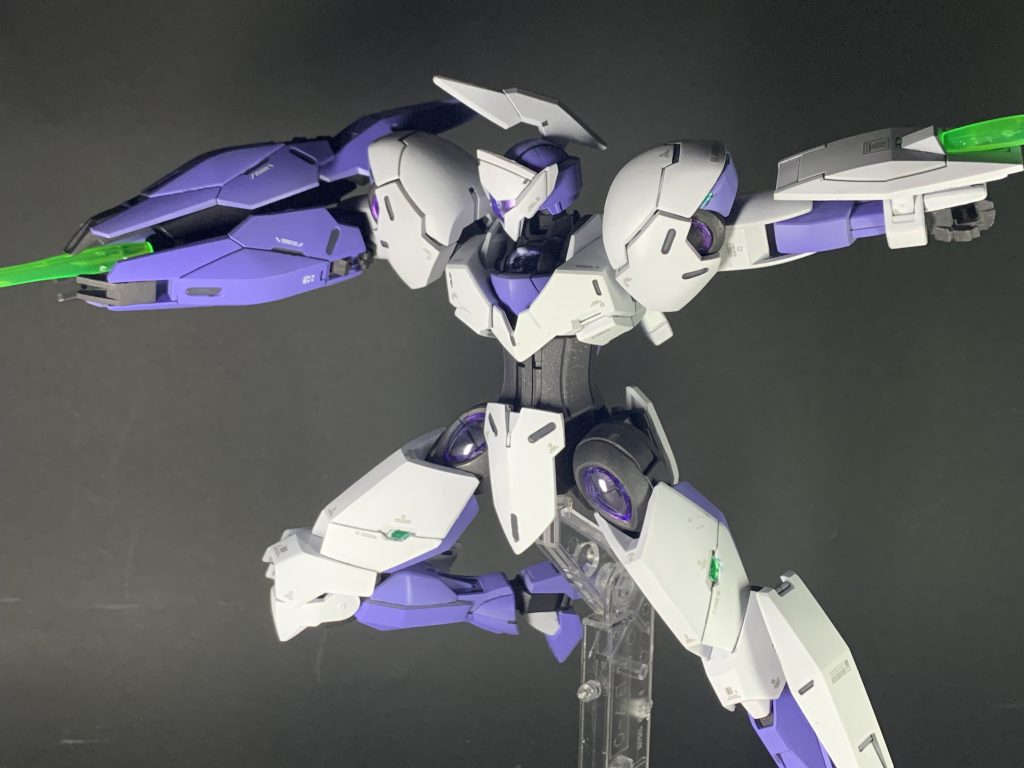 ブレイサーからも出して二刀流