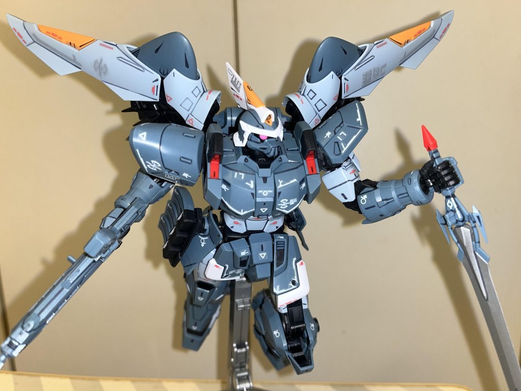 1話やOPでメビウスに斬りかかる時のイメージ。リマスターのOPはリストラされてしまいましたがw