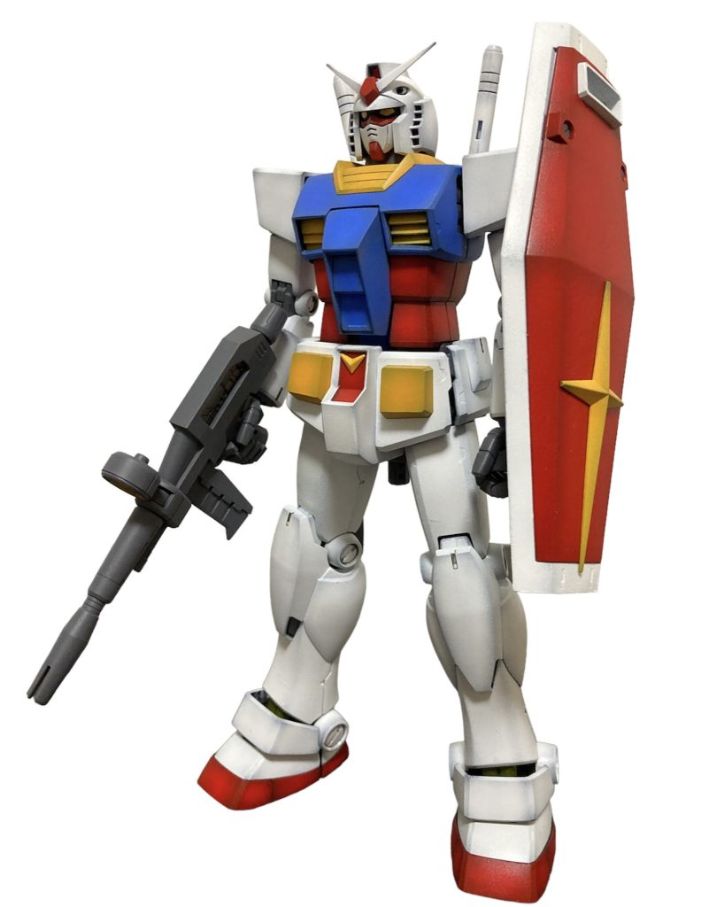 アニメ設定に近いこれにデカール貼って派手にするのはちがうかな？と思い、グラデーションで見栄えをよくしようと思いましたがまだ未熟そして白塗装課題山盛りです 