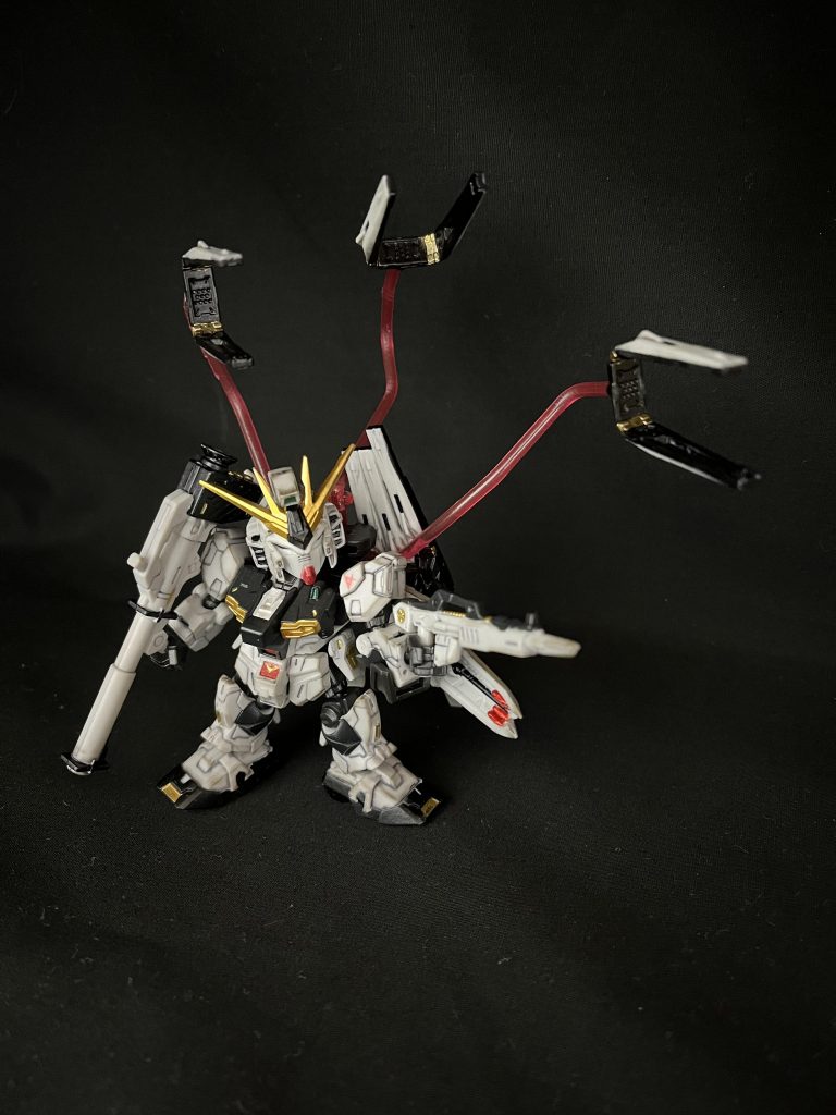 たぶん実際に持っている方は、あれ?っと思っていそうですが…このファンネル一式作るのにExパーツを3セット分使用してますwやり始めたら止まらず総額でhguc買えそうな値段に…