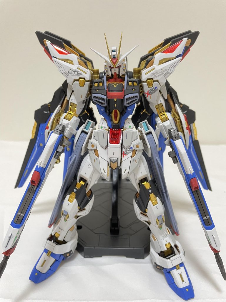 デカールは一部GHLのものを使用