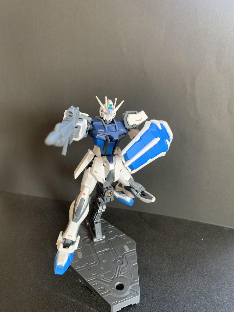 ちょっとだけ墨入れ、余ってたデカールを少しだけ貼りました。