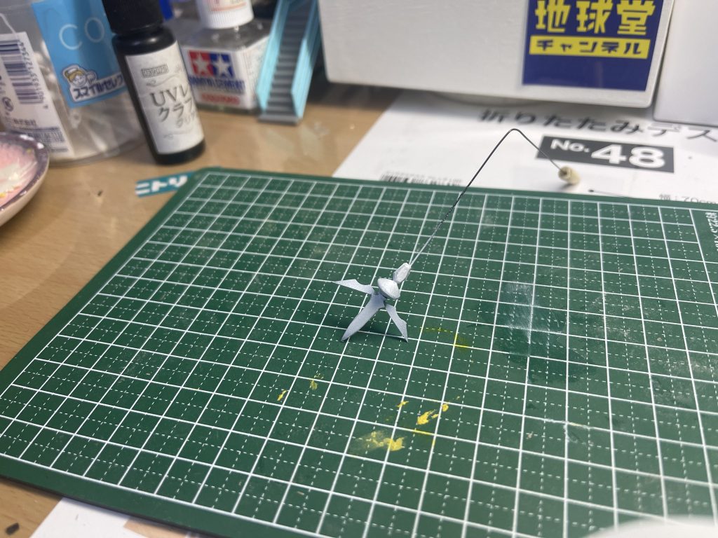 ファングは自前で作ってますパテは割れやすかったのでUVレジンでおゆまる複製しました