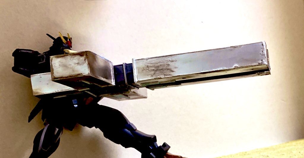 機関砲モード武器の厚みが出てしまったので原作を完全に再現することは叶わず