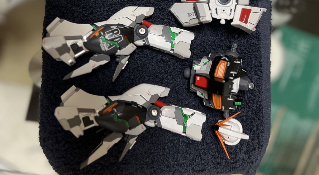 デカール、メタルパーツはめはめ