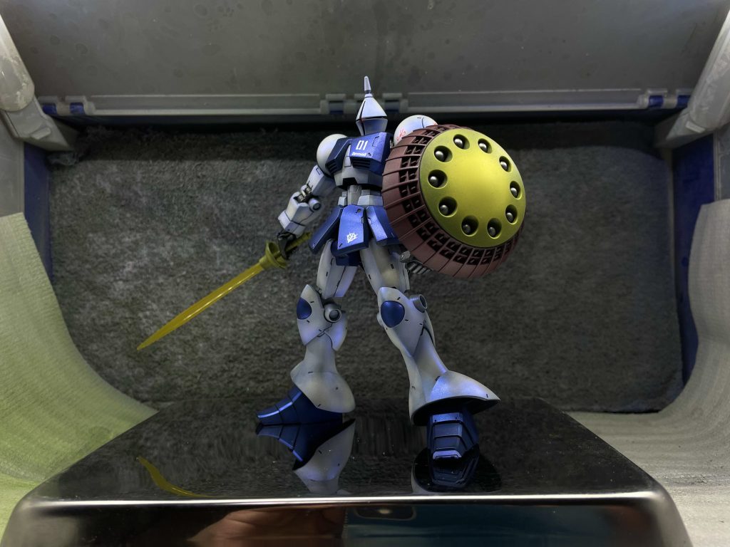 関節はフレームメタリックで塗装しました