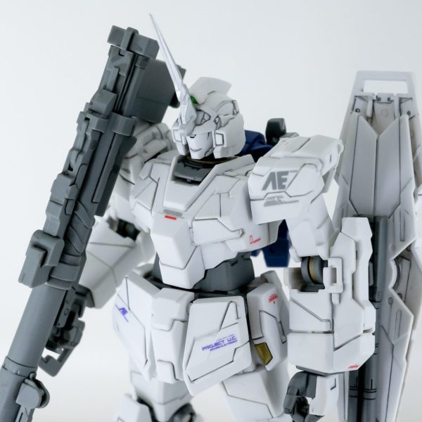 初作品HGユニコーンガンダム　ユニコーン モード