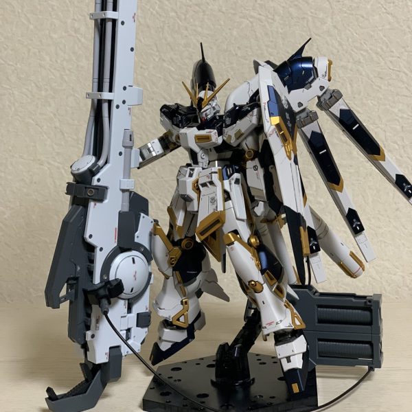 RG Hi-νガンダム νガンダム風カラー