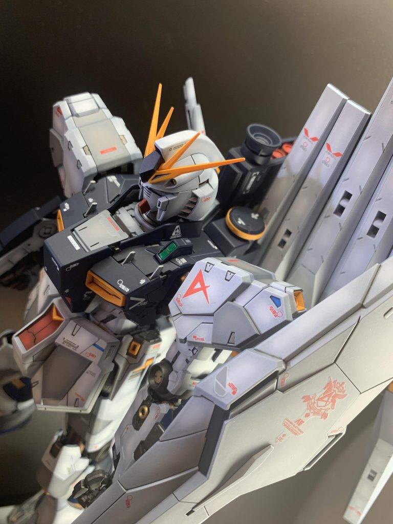 MG νガンダム–4枚目/制作者：@tosaben