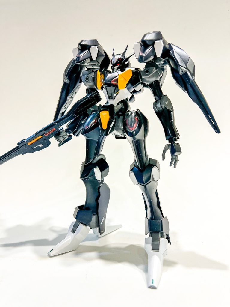 表面処理してモールド彫り直し。肉抜きにパテ、各部シャープ化。