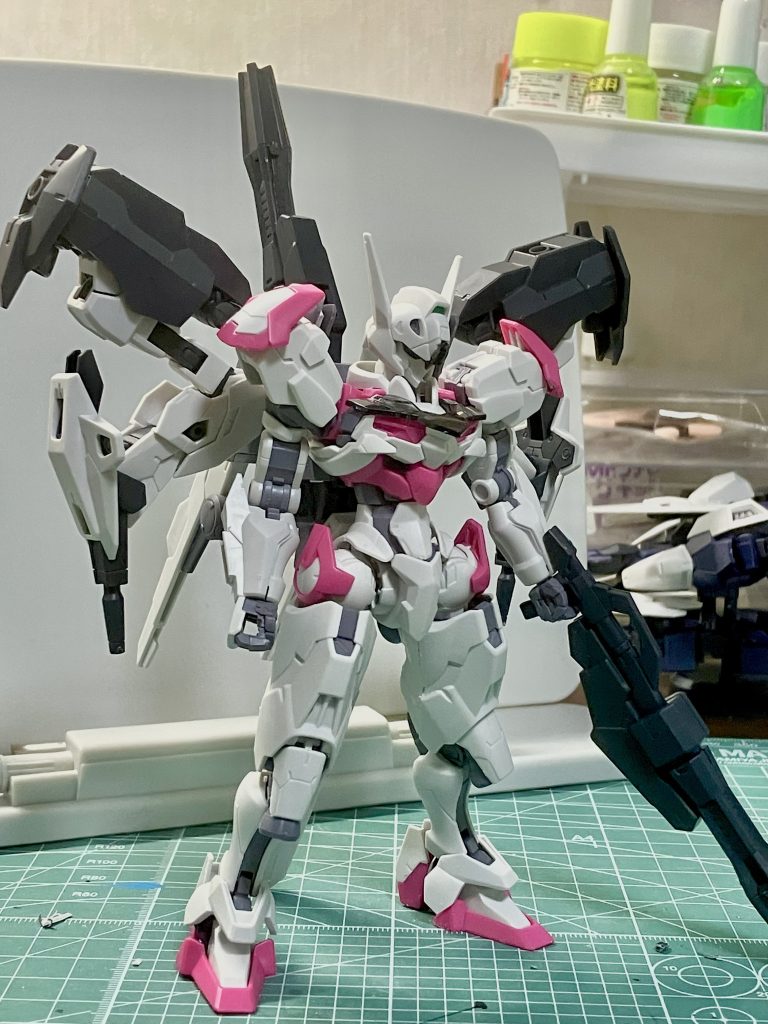 塗装前元色がどちらも白基調だからあまり変わらないかな